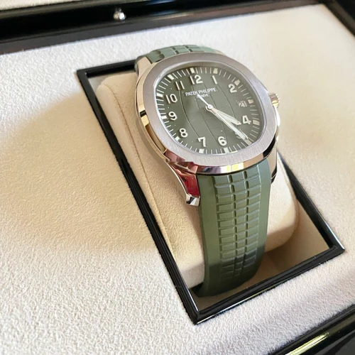 Patek Philippe Aquanaut 5168G-010 white gold green dial (2)