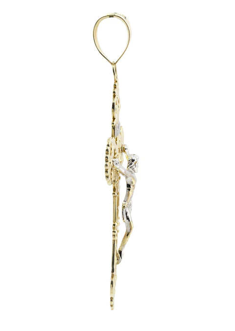 10K-Gold-Cross-Crucifix-Pendant_4-13.webp