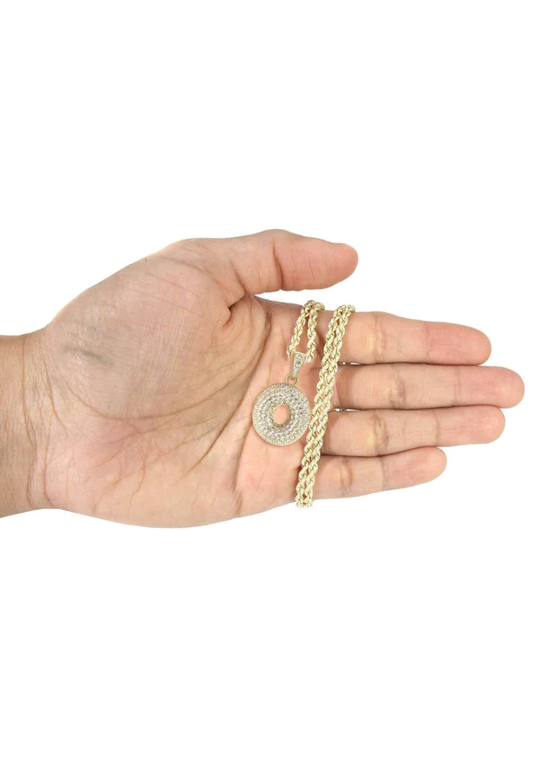 10K-Yellow-Gold-Bubble-Letter-O-CZ-Necklace-5.webp