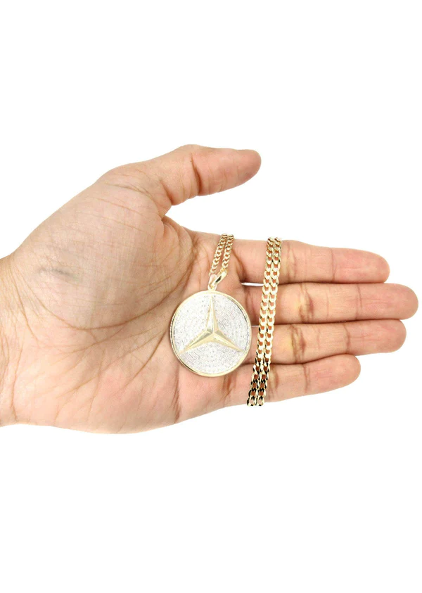10K-Yellow-Gold-Circle-Diamond-Necklace-Diamond-Necklace-5.webp