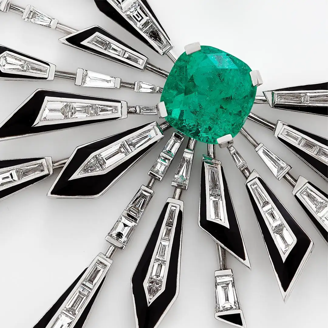 Stephen-Webster-Dynamite-Damage-is-Already-Done-Diamond-and-Emerald-Necklace-5.webp