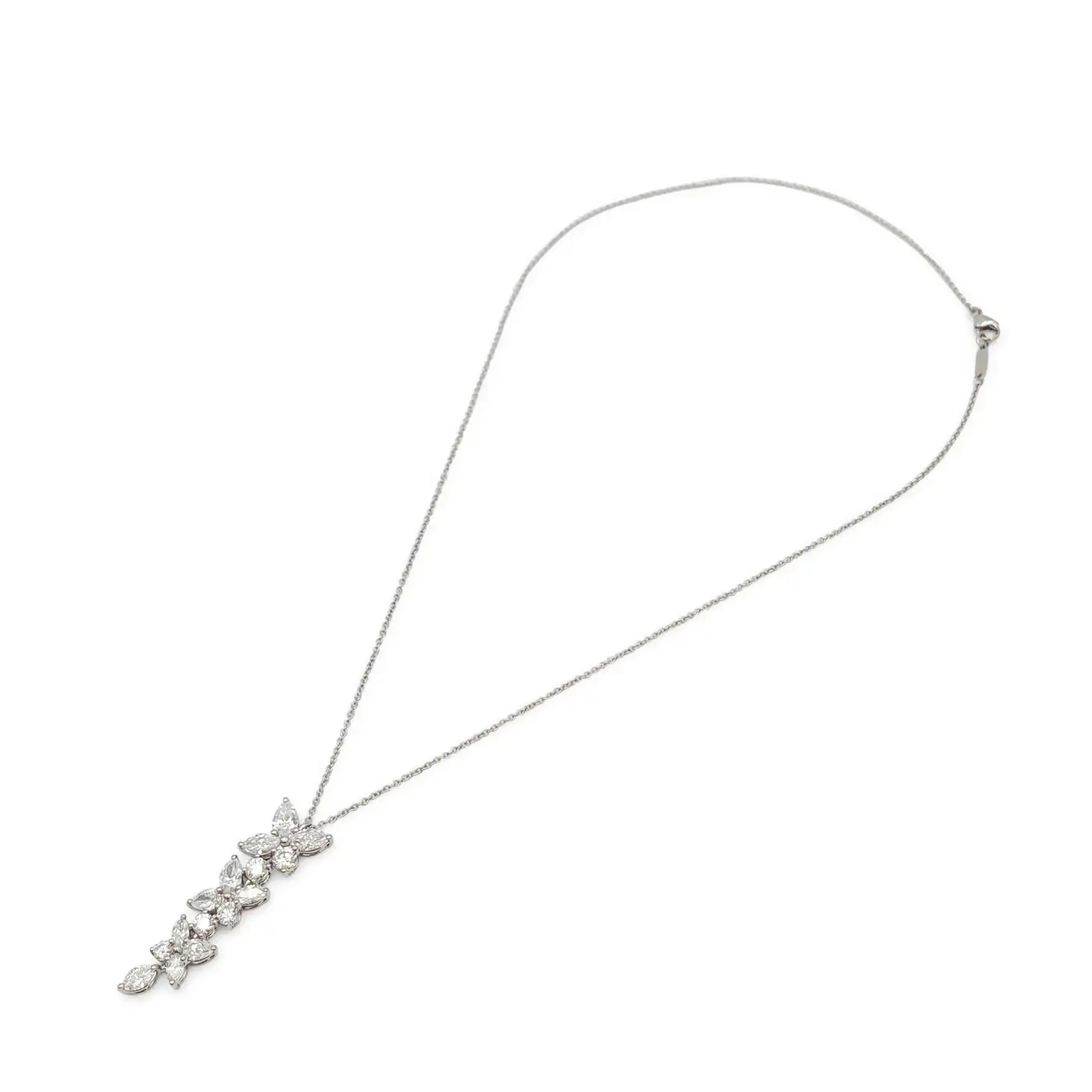 Victoria-Mixed-Cluster-Diamond-Pendant-Necklace-Tiffany-Co-3.webp